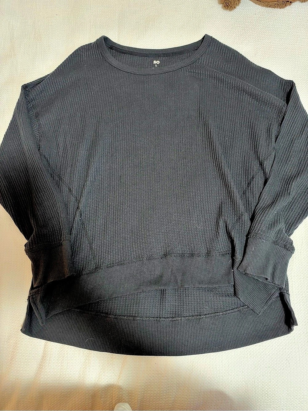 SO Women's Textured Sweatshirt in Black Size Large